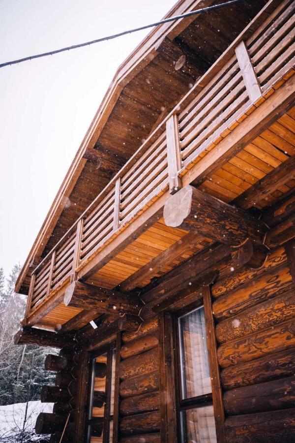 Tatova Hata Yablunytsya Exterior photo